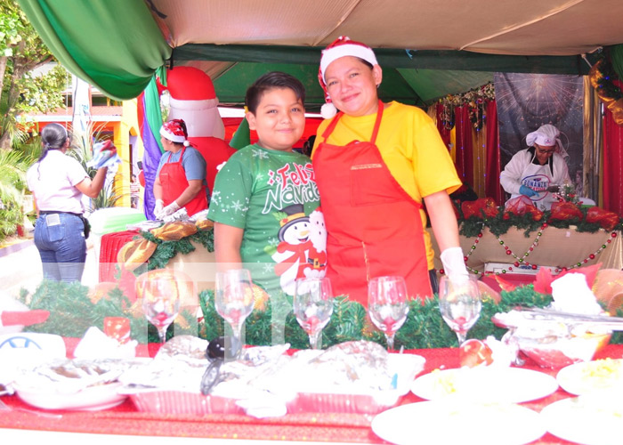 Foto: Festival de Comidas Navideñas en Bonanza / TN8