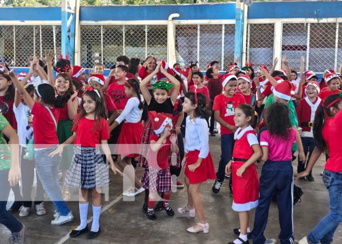 Foto: Navidad en el Colegio 14 de Septiembre, en Managua / TN8