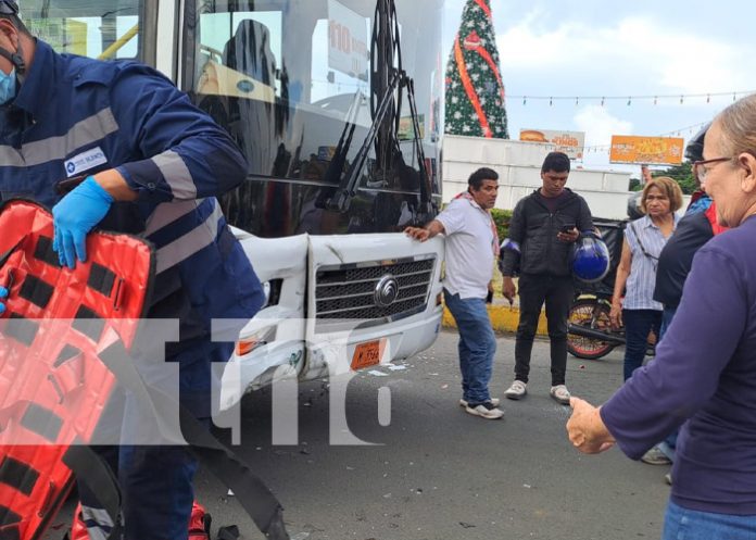 Foto: Aparatoso accidente en la Rotonda de Metrocentro, Managua / TN8