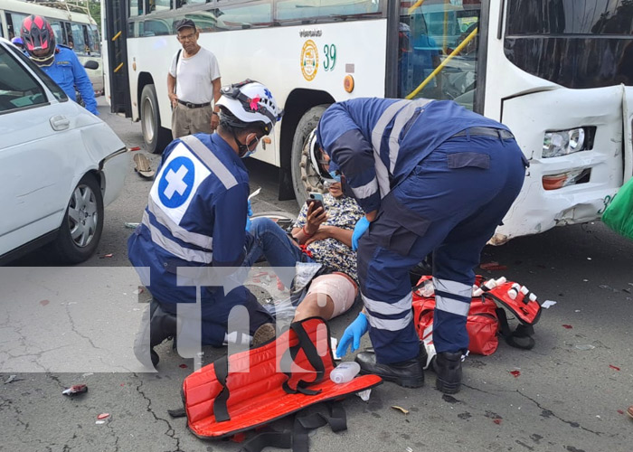 Foto: Aparatoso accidente en la Rotonda de Metrocentro, Managua / TN8