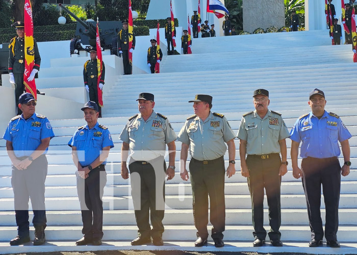 Foto: Homenaje al Soldado de la Patria / TN8