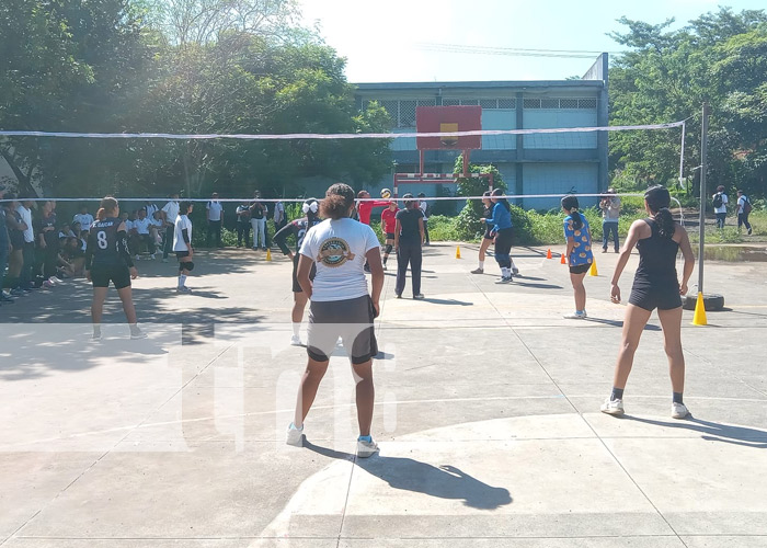 Foto: Voleibol desde los colegios de Managua / TN8