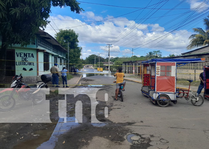 Foto: Crecida del Xolotlán impide paso vehicular en una zona de Tipitapa / TN8