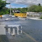 Foto: Crecida del Xolotlán impide paso vehicular en una zona de Tipitapa / TN8