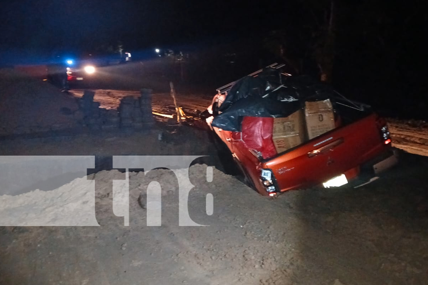 Foto: Fuerte choque de motociclistas en Jalapa tras invasión de carril. Una persona fue trasladada al hospital. Autoridades recomiendan precaución/TN8