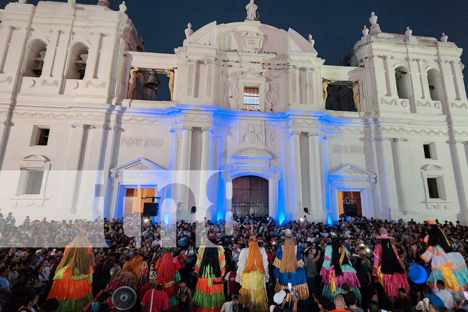 Foto: La ciudad de León se llena de fervor, color y devoción/TN8