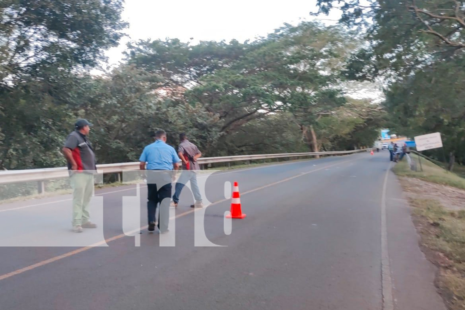 Foto: Curvas peligrosas en la carretera Managua-Rama se vuelven a ser escenario de un fuerte accidente: motociclista con fracturas /TN8