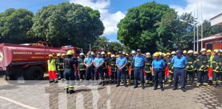 Foto: Aspirantes a bomberos se preparan para la seguridad navideña /TN8