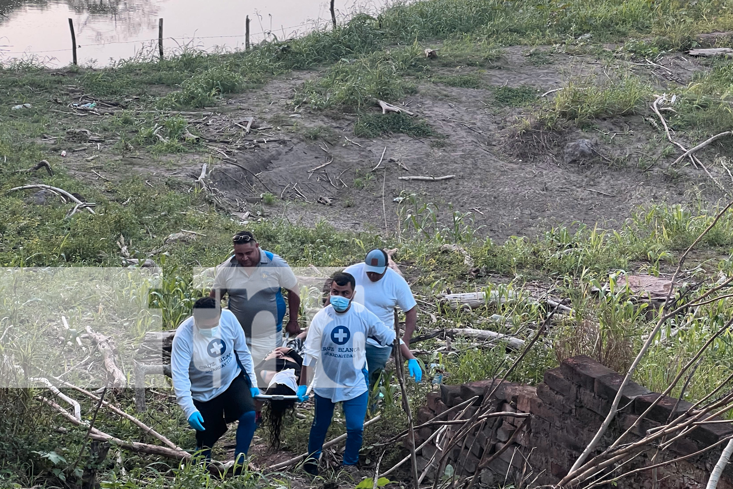 Foto: Tragedia en paseo familiar: Cuatro muertos por ahogamiento en Santa Bárbara, Jinotega/TN8