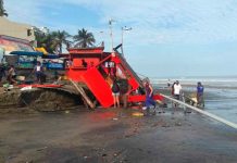 Foto: fuerte oleaje que azotó la costa de Ecuador/Cortesía