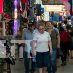 Foto: Comercio navideño en Managua/TN8