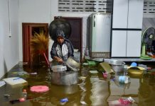 Foto: Miles de desplazados por inundaciones en Tailandia /Cortesía