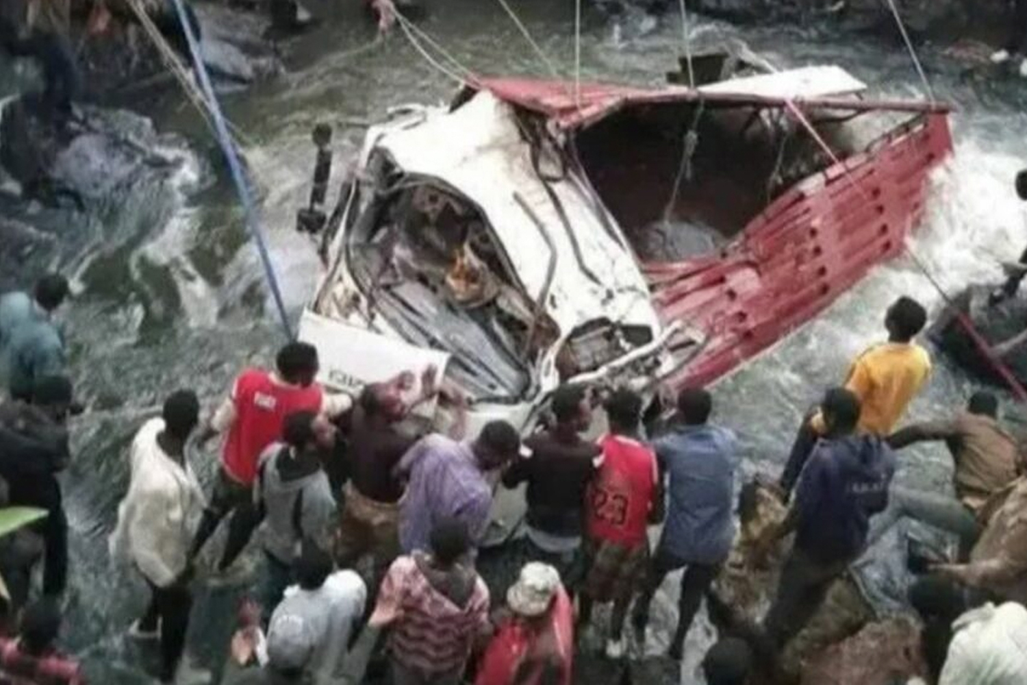 Foto: Mueren 71 personas en accidente de carretera en Etiopía /Cortesía