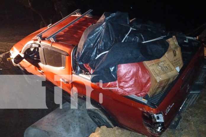 Foto: Fuerte choque de motociclistas en Jalapa tras invasión de carril. Una persona fue trasladada al hospital. Autoridades recomiendan precaución/TN8