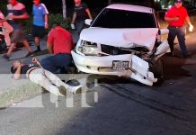 Foto: Joven en estado de ebriedad provoca choque y es asaltado tras accidente en Managua/TN8