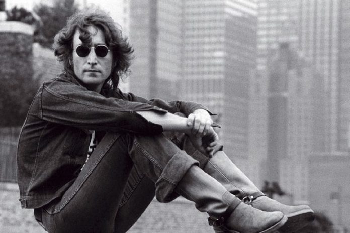 Foto: trágico para la música al perder a una de sus figuras más icónicas, John Lennon/Cortesía