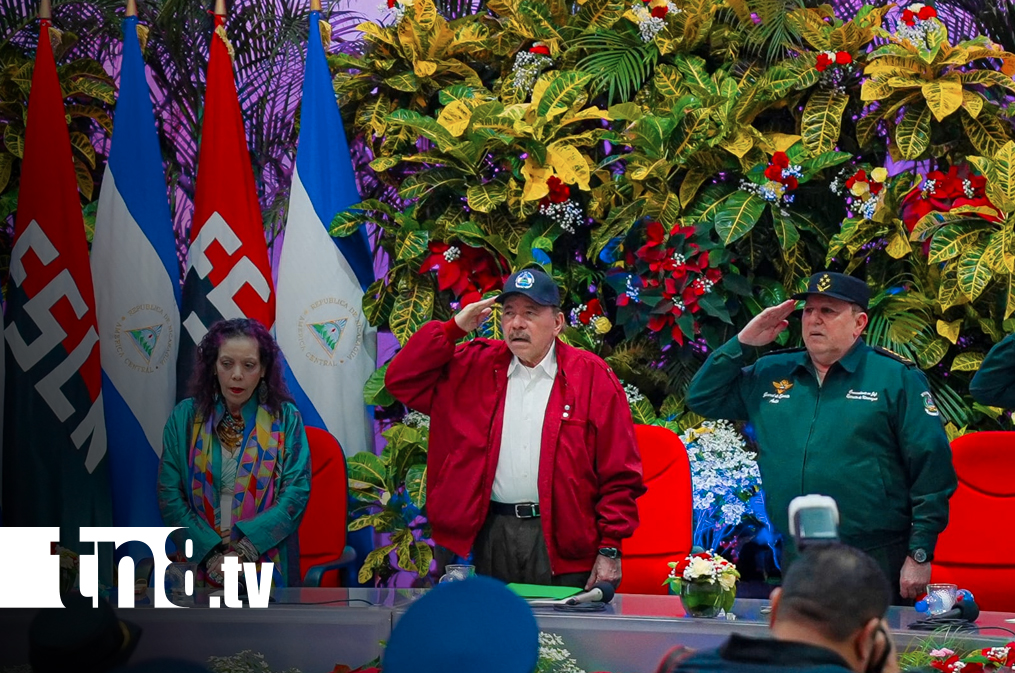 Foto: Presidente Daniel Ortega en graduación militar