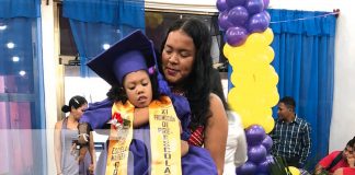 Foto: Emotiva graduación en Puerto Cabezas: Niños y niñas con discapacidad celebran con orgullo su logro educativo. /TN8