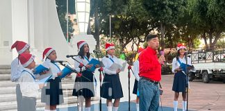 Foto: Concierto navideño “Gracias a Dios” lleno de magia el parque central en Managua/TN8