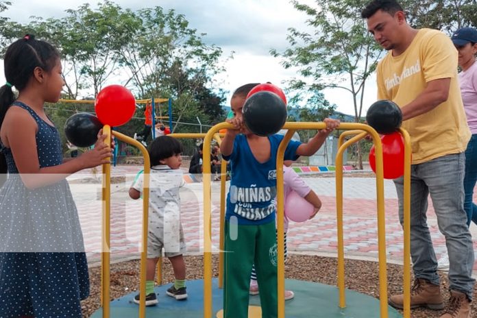 Foto: ¡Regalo navideño en Somoto! La comunidad Hermanos Martínez inaugura su primer parque infantil, llevando alegría y recreación a la niñez./TN8