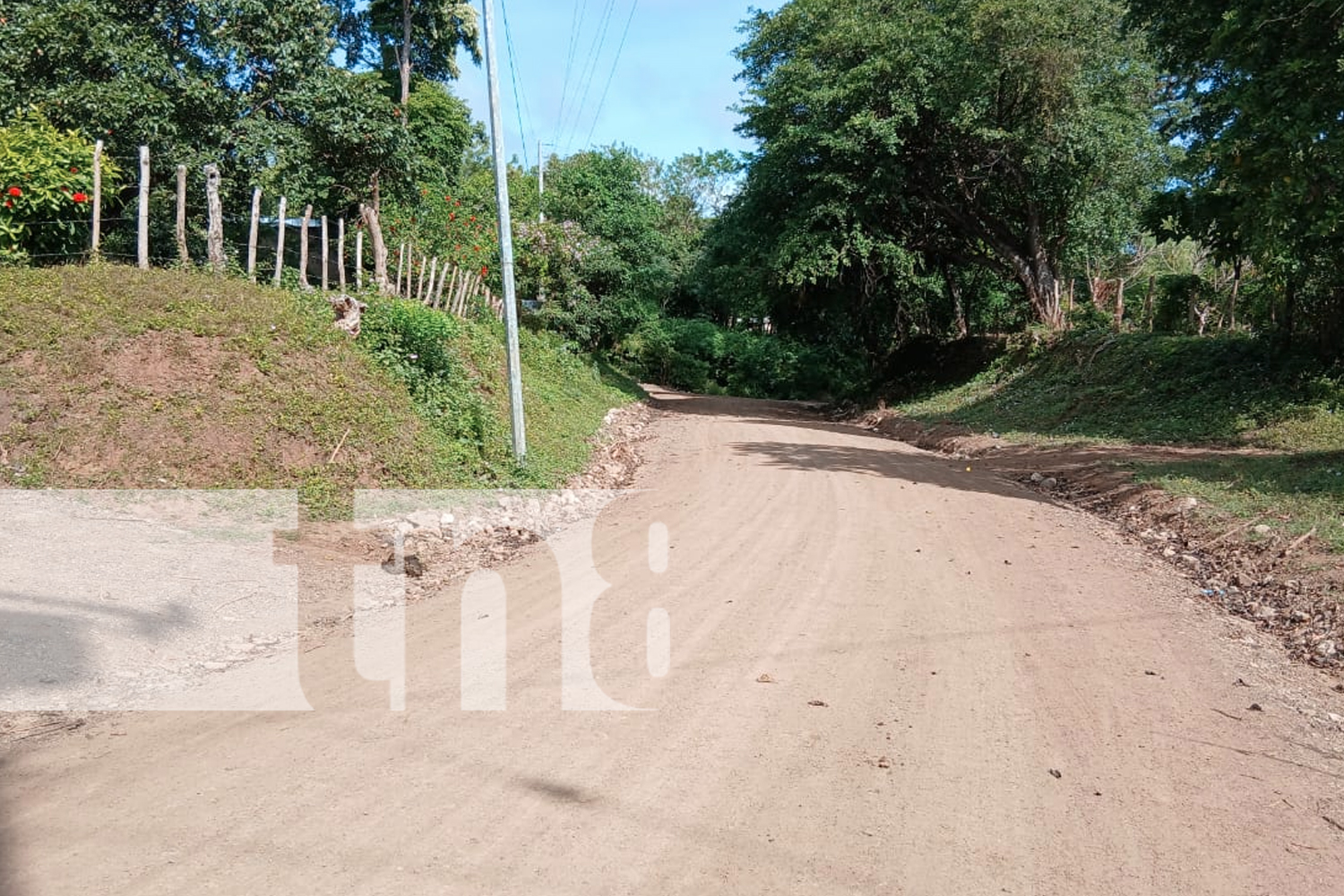 Foto: El gobierno sandinista y la Alcaldía de Rivas entregan 2 km de mantenimiento vial en el barrio Las Piedras. ¡Progreso y alegría !/TN8