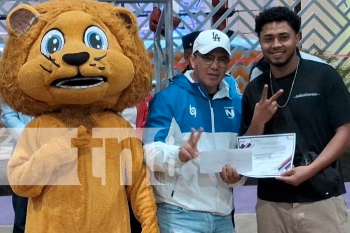 Foto: San Marcos inaugura la tercera etapa del Polideportivo con áreas para boxeo, karate y artes marciales mixtas. /TN8