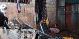 Foto: Una familia en el barrio 18 de Mayo lo perdió todo tras un incendio. Necesitan ropa, alimentos y materiales para reconstruir su hogar./TN8