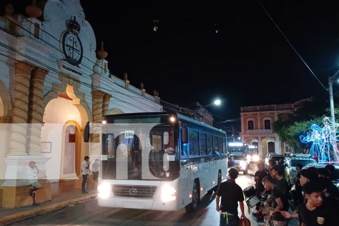 Foto: Granada recibe 18 nuevos buses Yutong en medio de celebraciones por sus 500 años/TN8