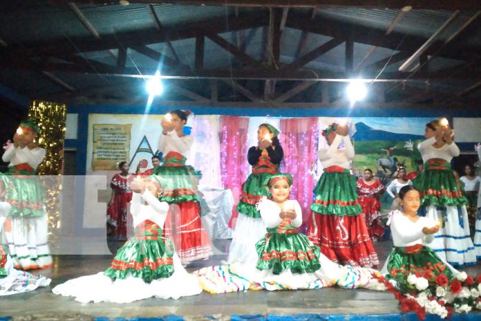 Foto: Una bonita pastorela y un espectáculo folklórico navideño en Nandaime/TN8