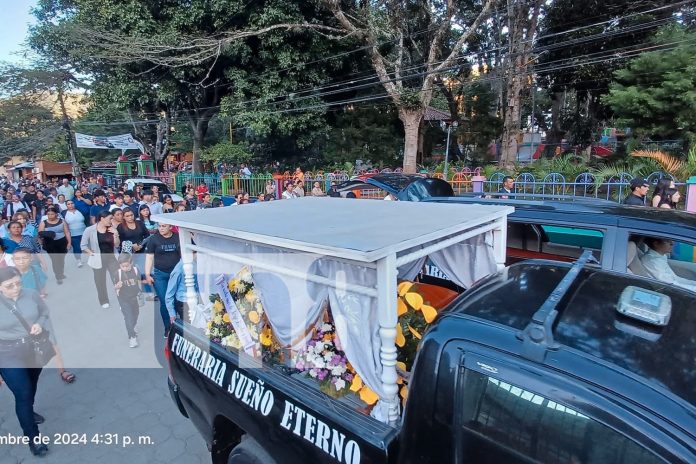 Foto: Luto en Jinotega : gemelas de 14 años y dos adultos pierden la vida en un trágico accidente acuático al intentar un heroico rescate./TN8