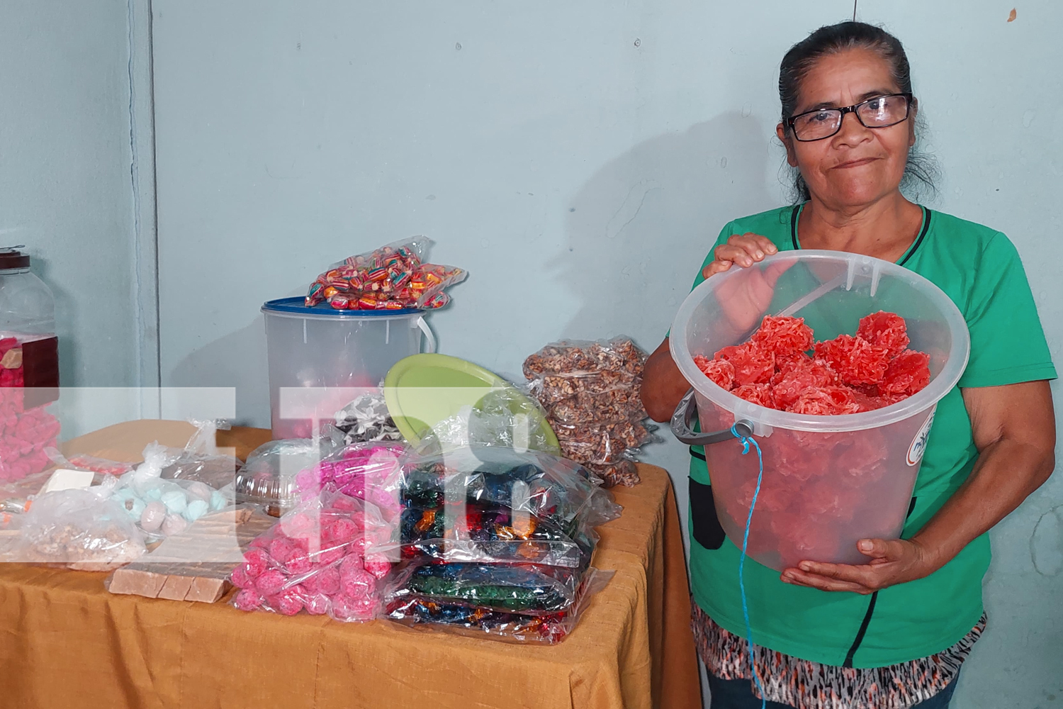 Foto: Devoción y fe en tradicional concurso de elaboración de altares a la virgen María en Somoto/TN8