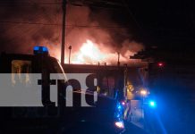 Foto: Incendio en San José Oriental: varias viviendas envueltas en llamas en Managua/TN8