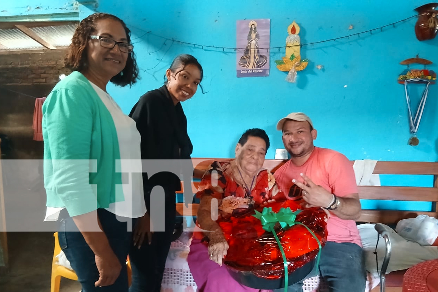 Foto: FSLN entrega canastas navideñas a madres de héroes y mártires en Rivas/TN8