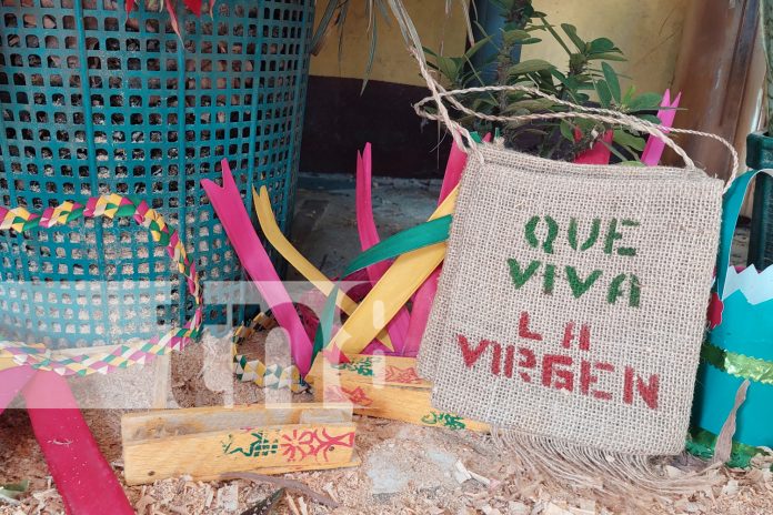 Foto: Devoción y fe en tradicional concurso de elaboración de altares a la virgen María en Somoto/TN8