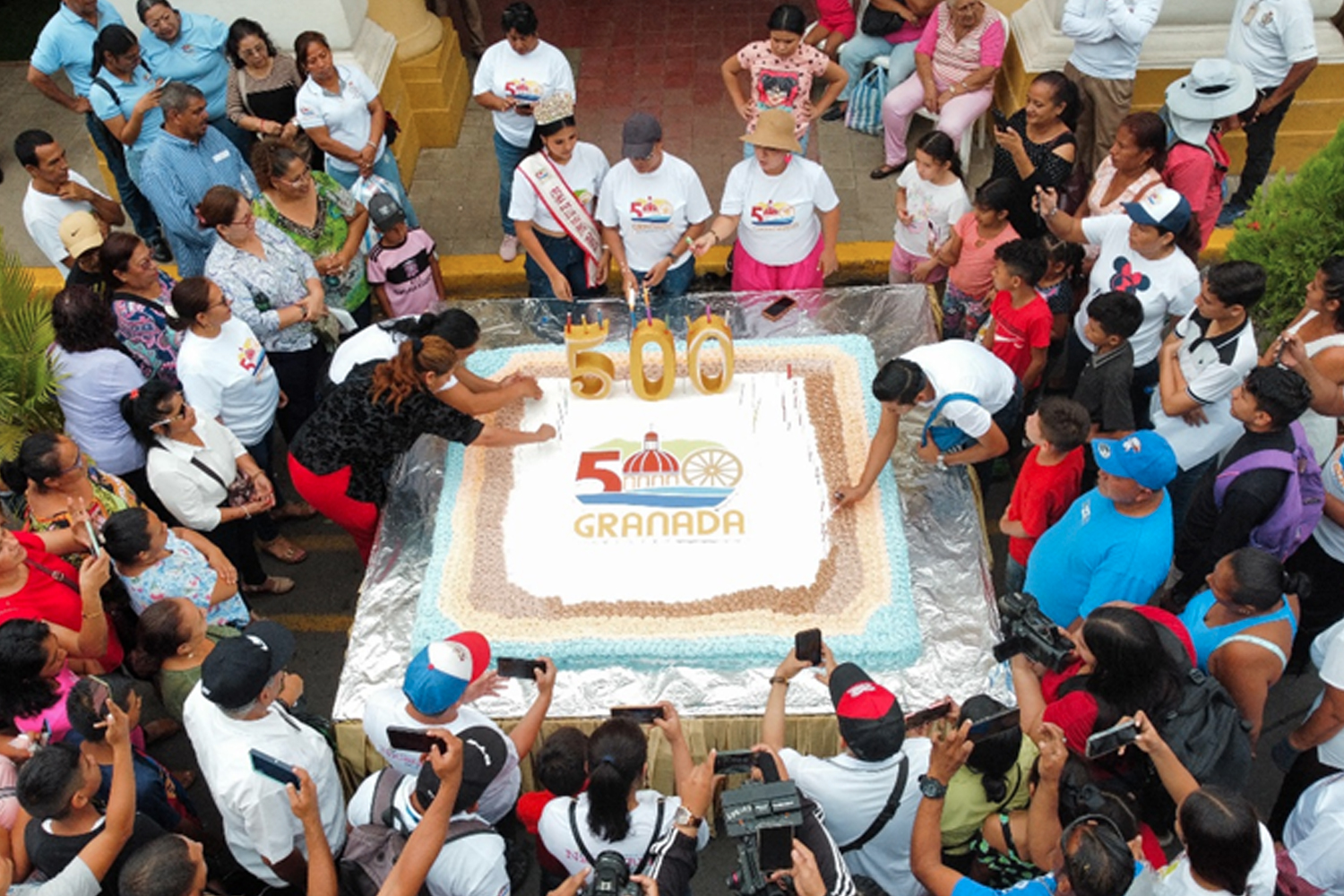 Foto: Granada celebra 500 años con el vigorón más grande y un pastel monumental/TN8