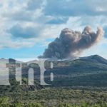 Foto: Explosión de gases y cenizas en el cráter del volcán Masaya/TN8