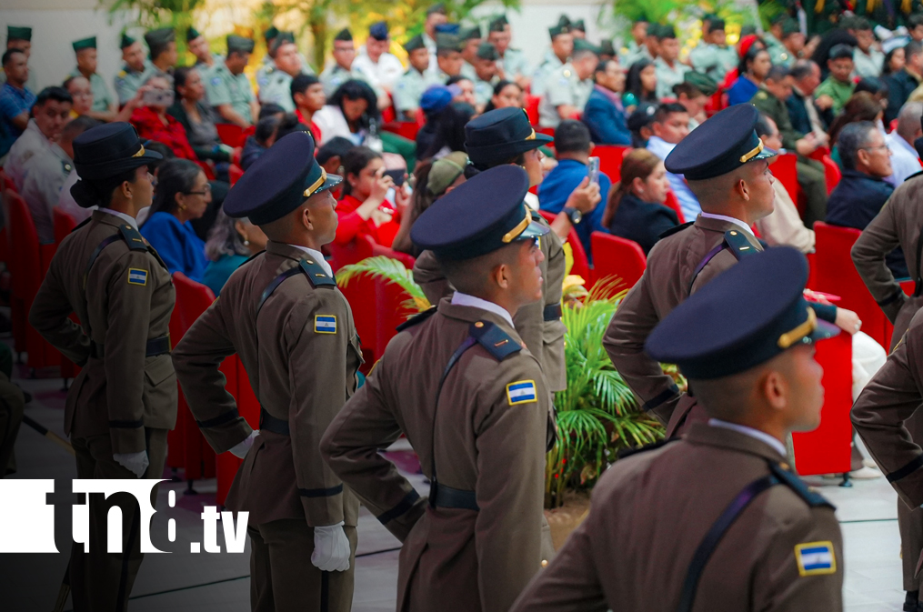 Foto: Presidente Daniel Ortega en graduación militar