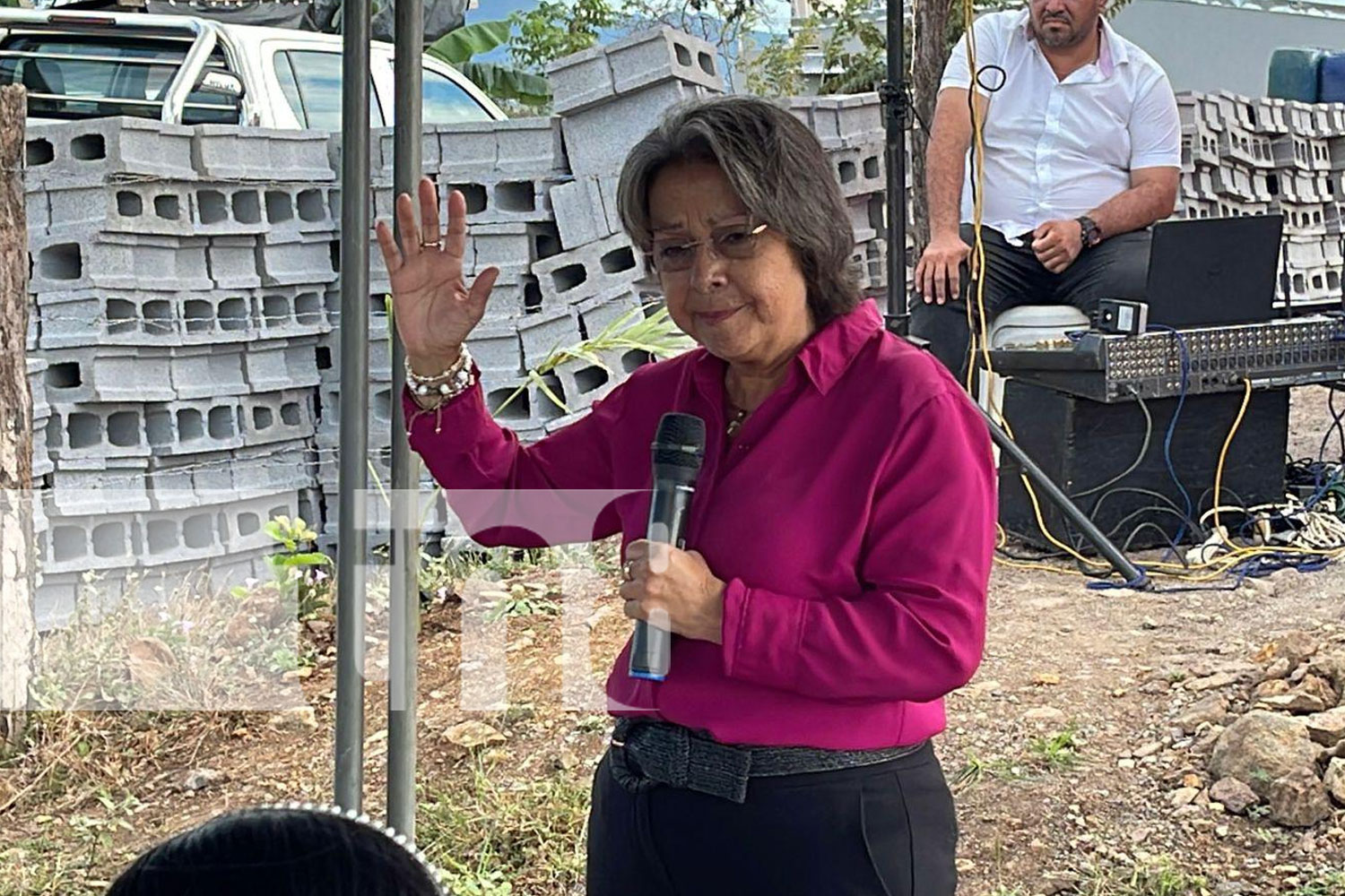 Foto: Alcaldía de Juigalpa brinda esperanza con la entrega de 10 nuevas viviendas/ TN8