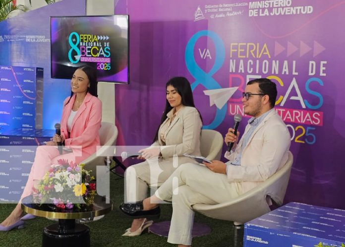 Foto: Feria de Becas Universitarias 2025 / TN8