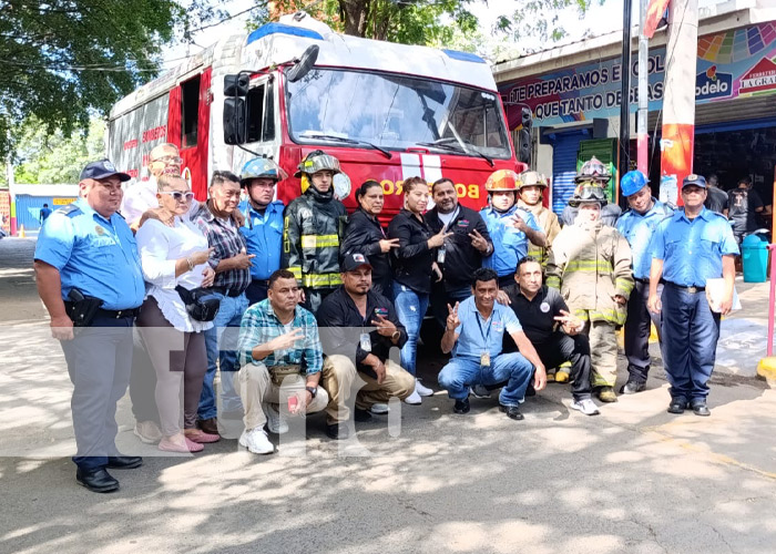 Foto: Inspección con bomberos de Nicaragua / TN8