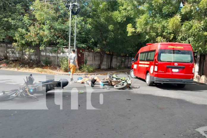 Foto: Chocan dos motorizados en Managua /TN8