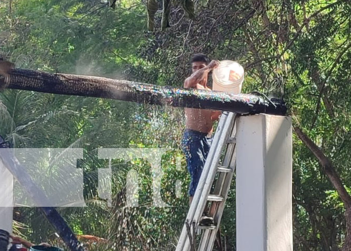 Foto: Fuerte incendio en Hotel Las Dunas de El Viejo, Chinandega / TN8