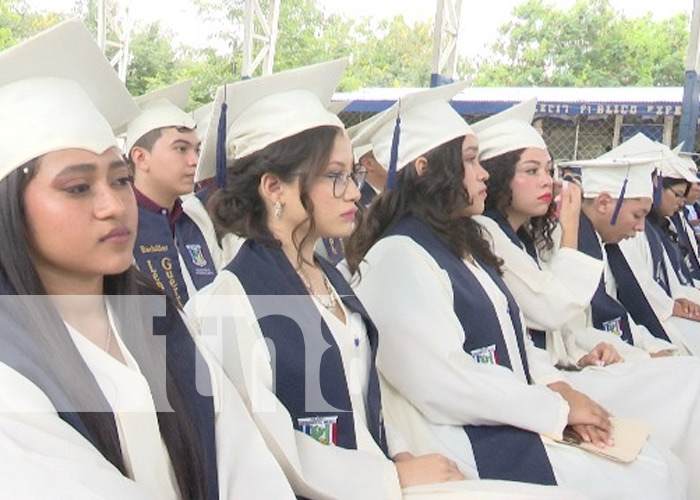 Foto: Bachilleres del Colegio Experimental México / TN8