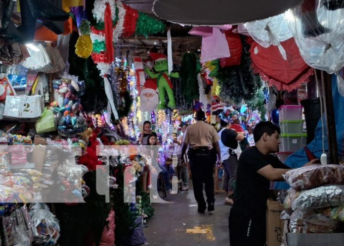 Foto: Productos de Navidad y La Purísima en el Huembes / TN8