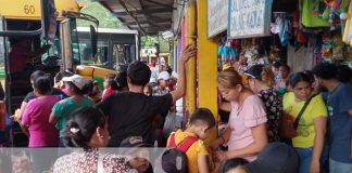 Foto: Bastante actividad en terminales de buses por vacaciones de fin de año / TN8