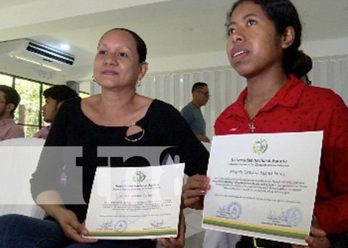 Foto: Premio para la Universidad Nacional Agraria (UNA) / TN8