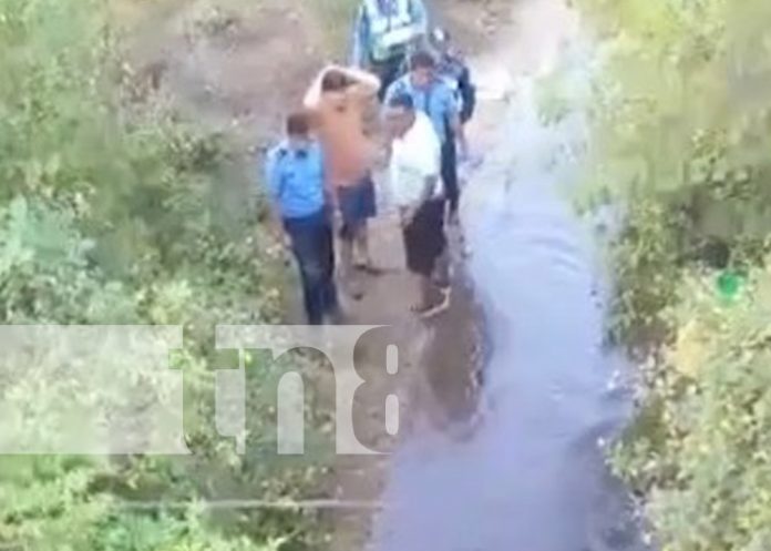 Foto: Muerte de motociclista al caer de un puente en San Rafael del Sur / TN8