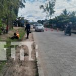 Foto:Un motociclista ebrio en Jalapa chocó contra un poste al intentar evadir un retén policial. Su acompañante, menor de edad, resultó herido/TN8