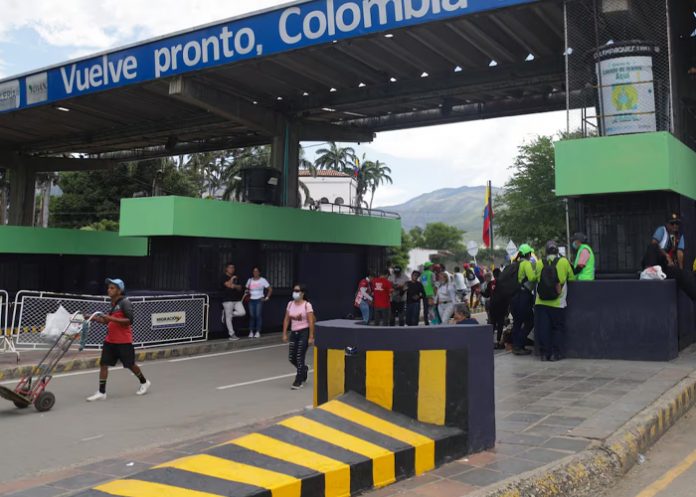 Foto: Venezuela reabre fronteras /cortesía