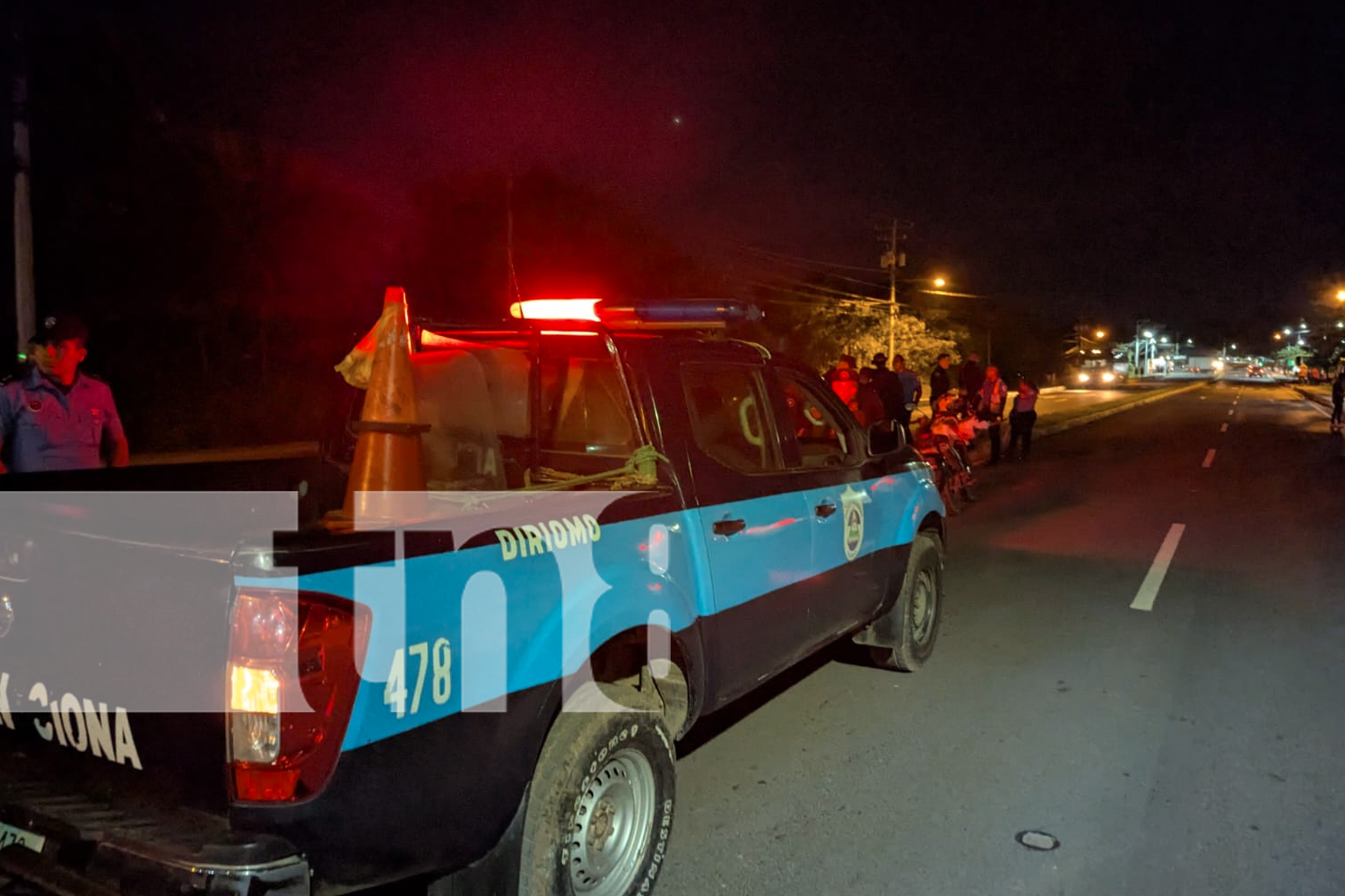 Foto:Accidente en Diriá-Diriomo : Una imprudencia en carretera dejó a un motociclista y un peatón lesionados. Ambos fueron trasladados al centro. /TN8